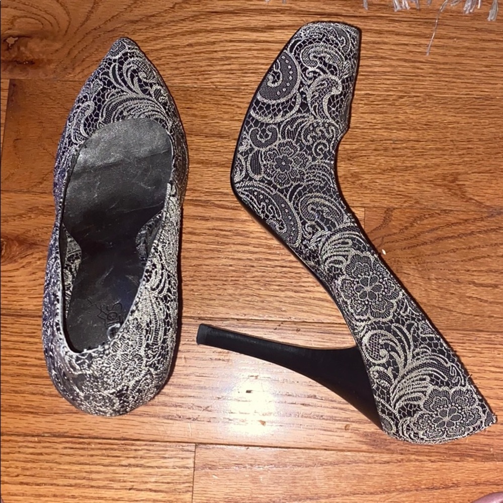 Carlos Santana Heels sz 10